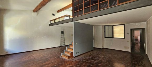 4 Schlafzimmer Doppelhaus in Florence, Italy, Nr. 338665 8