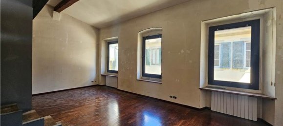 4 Schlafzimmer Doppelhaus in Florence, Italy, Nr. 338665 2