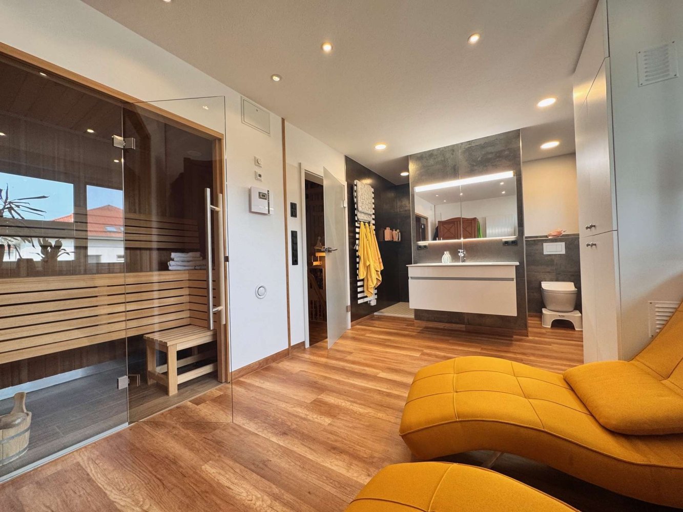 6 rooms Townhouse in Stralsund, Germany No. 233906