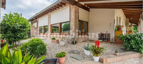 4 bedrooms Villa in Scandiano, Italy No. 309224 28