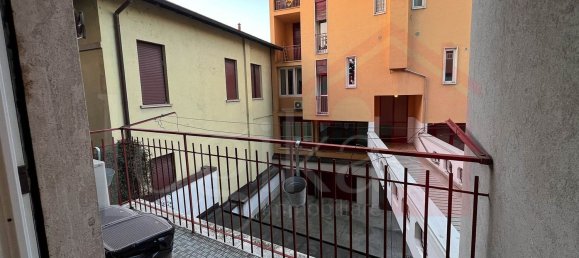 3 rooms Apartment in Legnano, Italy No. 195957 16