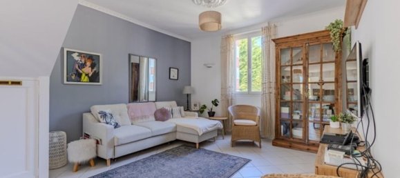 3 Schlafzimmer Haus in Coutras, France, Nr. 277110 3