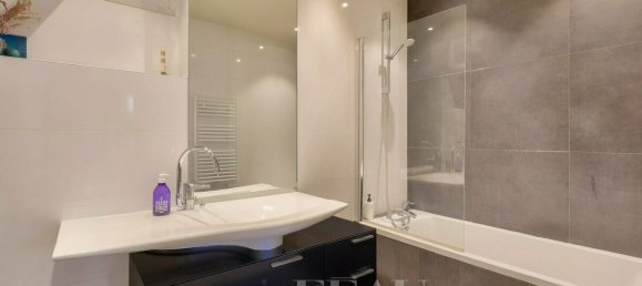 1 bedroom Apartment in Paris, France No. 173956 10