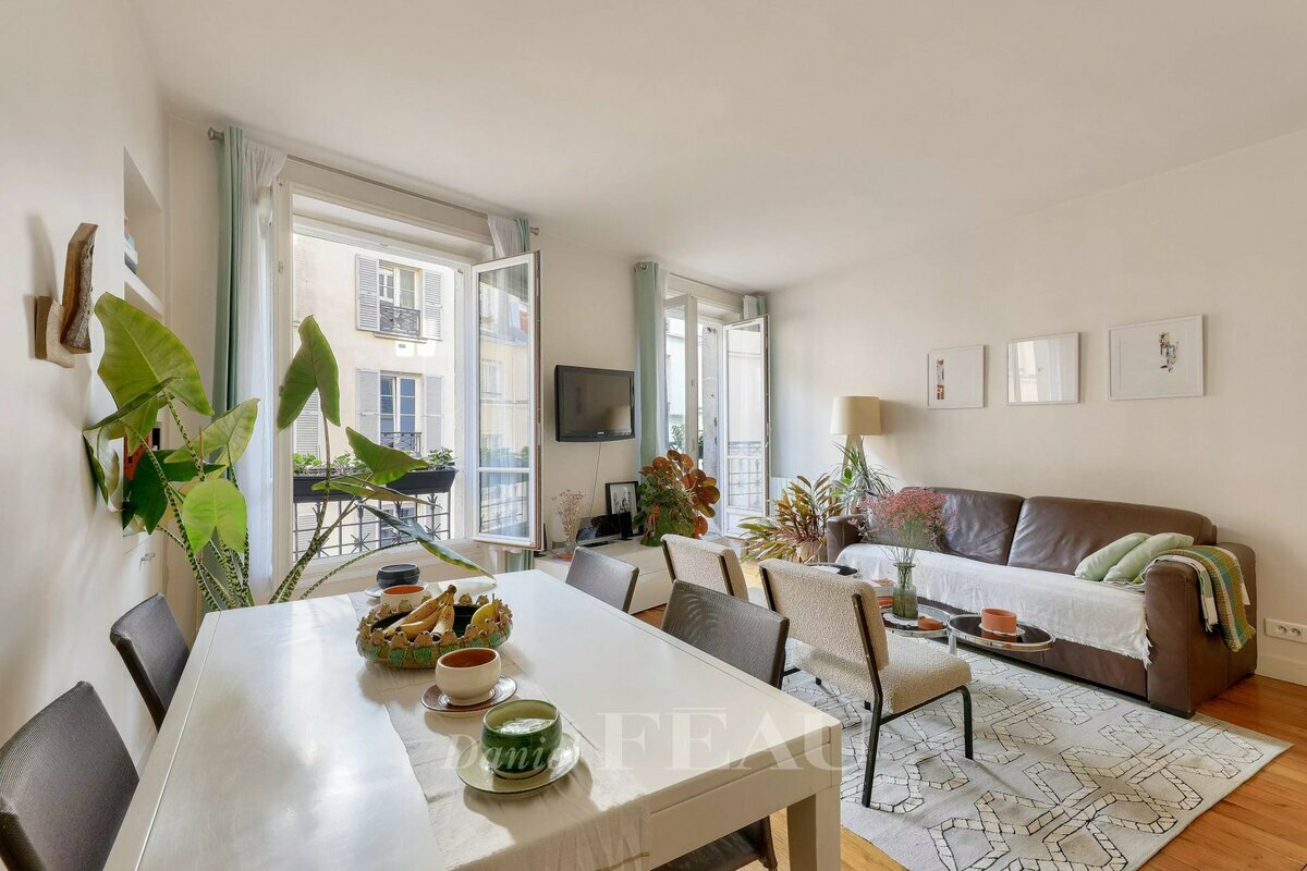 1 bedroom Apartment in Paris, France No. 173956