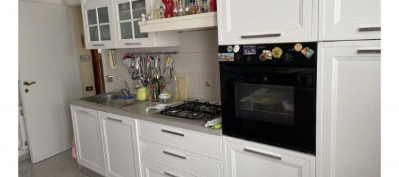 Villa de 4 dormitorios en Terracina, Italy No. 25816 6