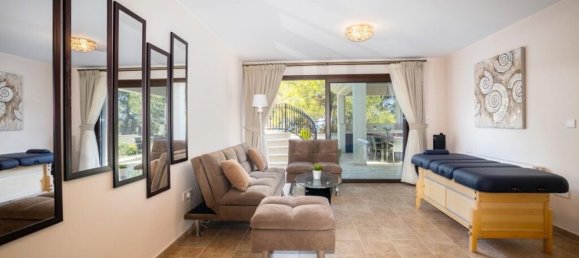 4 غرف نوم فيلا في Paphos, قبرص رقم 25452 6
