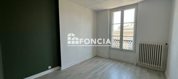 3 bedrooms Apartment in Bordeaux, France No. 278125 4