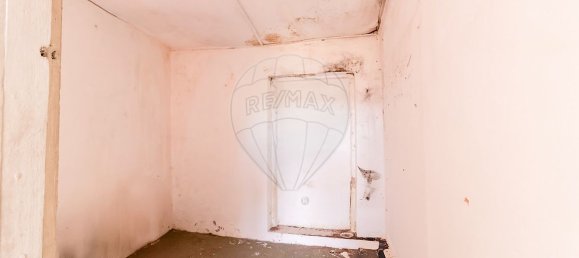 5 bedrooms House in Penafiel, Portugal No. 20639 7