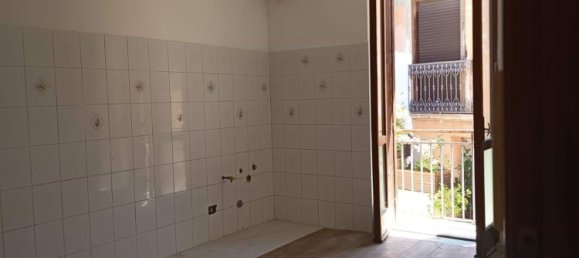 4 bedrooms House in Candida, Italy No. 372400 5