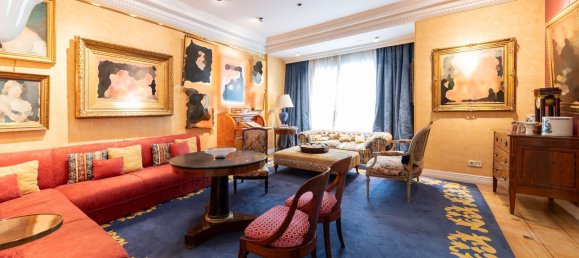 4 bedrooms Apartment in Madrid, Spain No. 153621 2