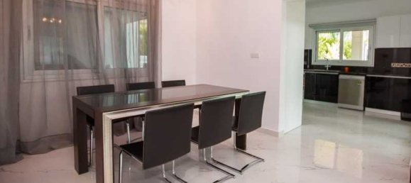 4 غرف نوم فيلا في Agios Tychonas, Cyprus رقم 68603 16