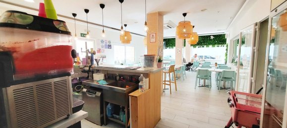 Gewerbliche Immobilie in Fuengirola, Spain 400m², Nr. 77114 4