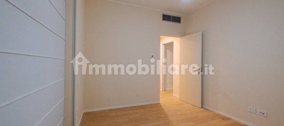Apartamento de 1 dormitorio en Milan, Italy No. 374057 15