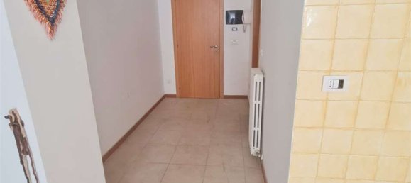 2 rooms Apartment in Ancona, Italy No. 159640 10