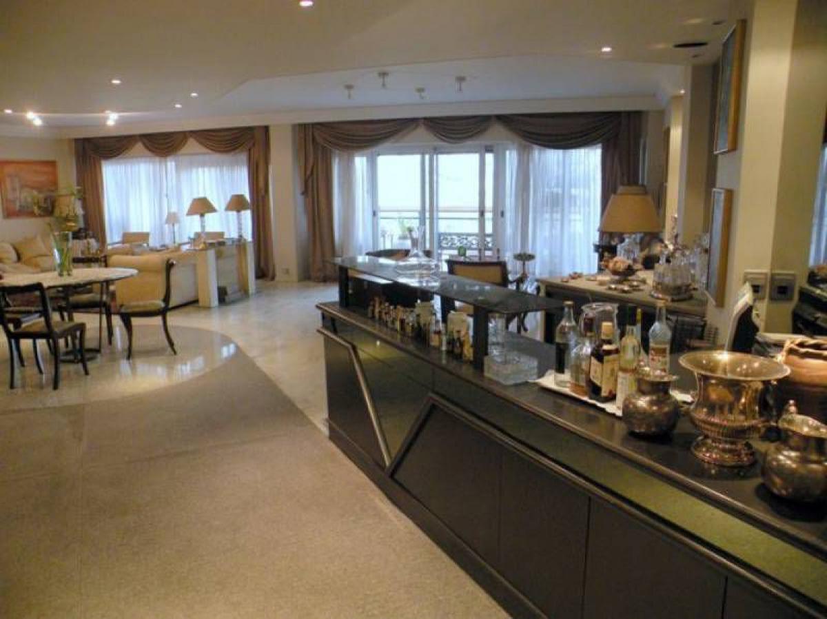 4 bedrooms Apartment in Buenos Aires, Argentina No. 77110