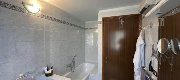 6 Schlafzimmer Villa in Montegrotto Terme, Italy, Nr. 318704 14