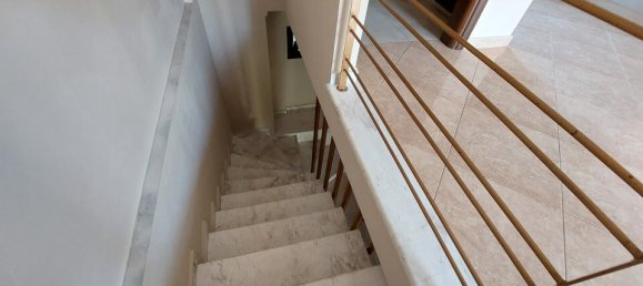 3 bedrooms Property in Pylaia, Greece No. 2076 9