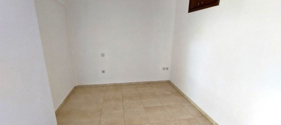 3 bedrooms Property in Pylaia, Greece No. 2076 17