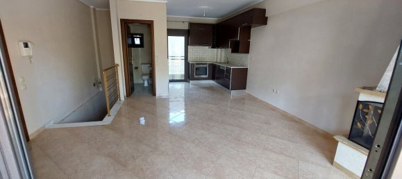 3 bedrooms Property in Pylaia, Greece No. 2076 6