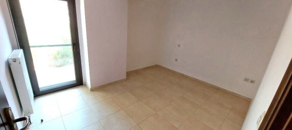 3 bedrooms Property in Pylaia, Greece No. 2076 16