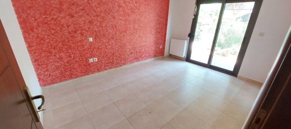 3 bedrooms Property in Pylaia, Greece No. 2076 14