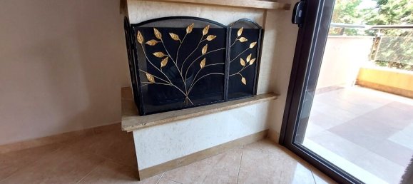 3 bedrooms Property in Pylaia, Greece No. 2076 4