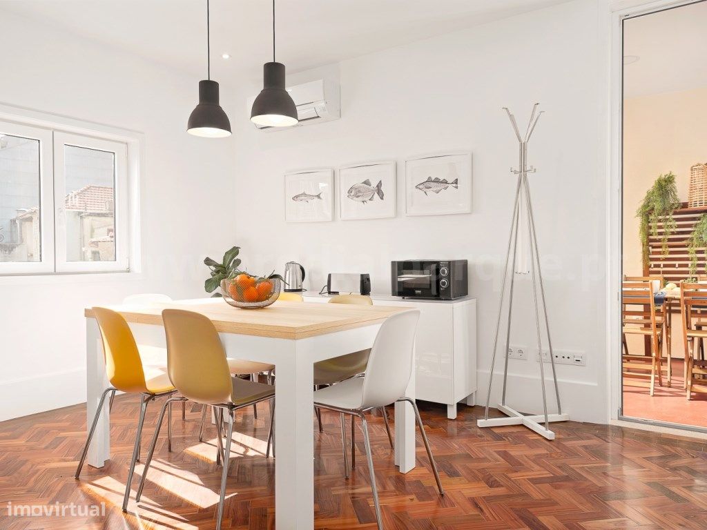 9 bedrooms Apartment in Porto, Portugal No. 78692