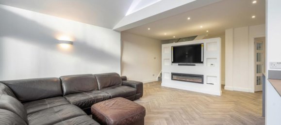 4 bedrooms House in West Wickham, United Kingdom No. 13417 2