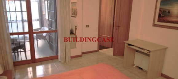2 bedrooms Apartment in Rome, Italy No. 218743 18