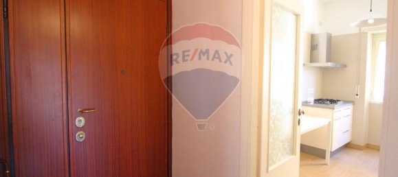 3 rooms Apartment in Rome, Italy No. 52570 46