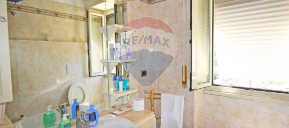 3 rooms Apartment in Rome, Italy No. 52570 39