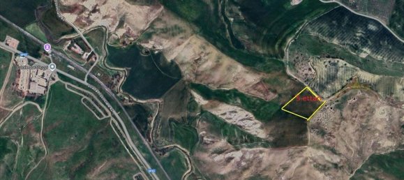 175000m² Land in San Cataldo, Italy No. 85904 2