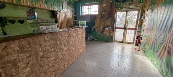 160m² Commercial property in Rome, Italy No. 158197 9