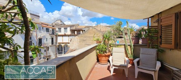 3 bedrooms Apartment in Palermo, Italy No. 269503 3