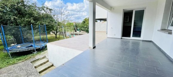 Apartamento de 4 habitaciónes en Pont-a-Mousson, France No. 252873 2