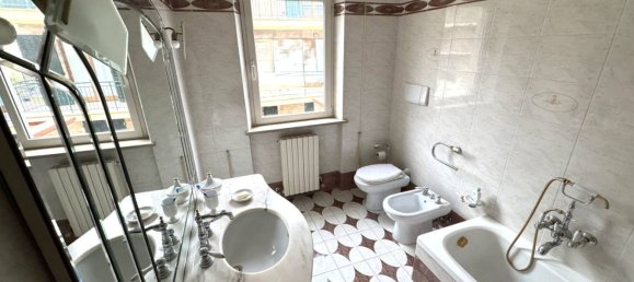 Квартира с 6 комнатами в Фермо, Италия № 189060 13