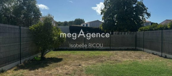 2 bedrooms House in Le Chateau-d'Oleron, France No. 357416 3