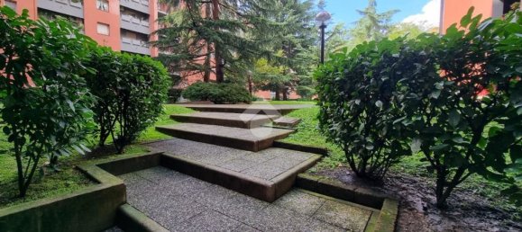 4 rooms Apartment in Milan, Italy No. 336892 3