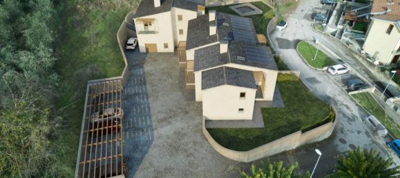 2 bedrooms House in Monteriggioni, Italy No. 1601 3