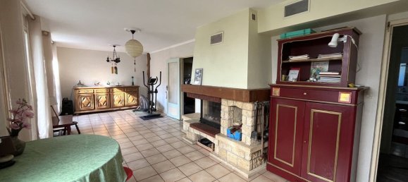 5 غرف نوم منزل في Saint-Jean-de-Braye, France رقم 219642 2