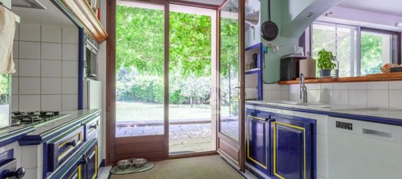 Casa de 3 dormitorios en Beynes, France No. 327088 5