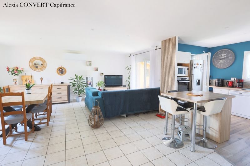 Casa de 3 dormitorios en Ain, France No. 302305