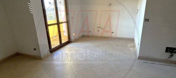 4 rooms Duplex in Arezzo, Italy No. 175798 4