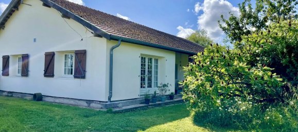 3 Schlafzimmer Haus in Charmont, France, Nr. 100106 2