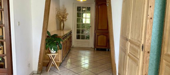 3 Schlafzimmer Haus in Charmont, France, Nr. 100106 3