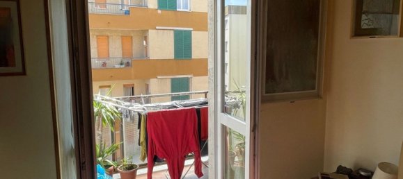 2-salle Appartement à Cinisello Balsamo, Italy No. 6591 7