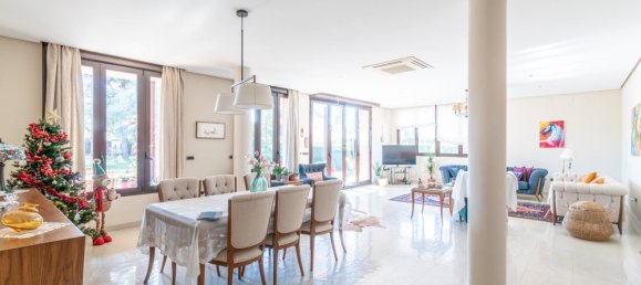 Дом с 8 спальнями в Альболоте, Испания № 170019 25