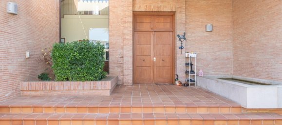 Дом с 8 спальнями в Альболоте, Испания № 170019 15