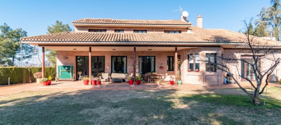 Дом с 8 спальнями в Альболоте, Испания № 170019 4