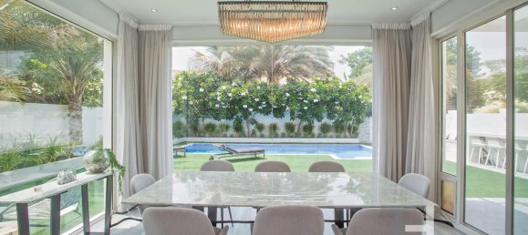 Вилла с 3 спальнями в Jumeirah Park, ОАЭ № 30543 7